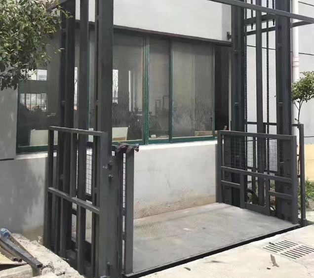 榆林导轨式施工升降机助力民生工程提速增效